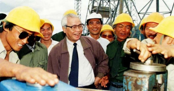 25 năm đường dây 500 kV Bắc - Nam: Hồi ức trên từng cây số… 25 năm đường dây 500 kV Bắc - Nam: Hồi ức trên từng cây số…
