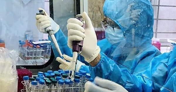Cách ly, lấy mẫu xét nghiệm trường hợp người phụ nữ từ Bình Dương về Nghệ An có biểu hiện ho, sốt