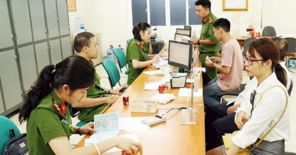 Hà Nội đẩy mạnh việc cấp thẻ căn cước công dân