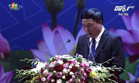 Bầu Đệ: '50% cán bộ, công chức chỉ ngồi bói chữ'