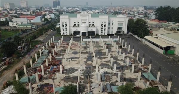 Điều tra dự án 22.000 m2 xây dựng không phép trên 'đất vàng' tại Biên Hòa Điều tra dự án 22.000 m2 xây dựng không phép trên 'đất vàng' tại Biên Hòa
