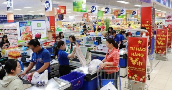 Hàng Việt bước vào cuộc cạnh tranh lớn trên sân nhà