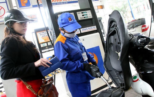 Kinh tế 24h: Xăng, vàng đồng loạt giảm giá Kinh tế 24h: Xăng, vàng đồng loạt giảm giá