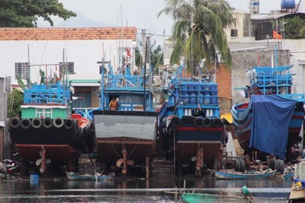 Hiểm họa sử dụng máy hết “đát” đi biển