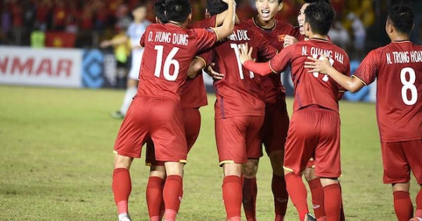 Bất ngờ với đánh giá của 'báo ngoại' về Đội tuyển Việt Nam Bất ngờ với đánh giá của 'báo ngoại' về Đội tuyển Việt Nam