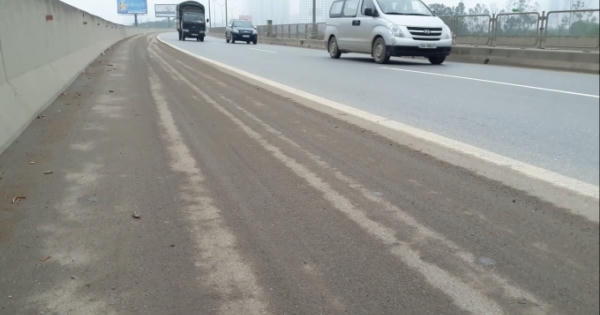 Hà Nội “đổ” tiền tỷ, Công ty vệ sinh vẫn thiếu trách nhiệm trên tuyến vành đai 3? Hà Nội “đổ” tiền tỷ, Công ty vệ sinh vẫn thiếu trách nhiệm trên tuyến vành đai 3?