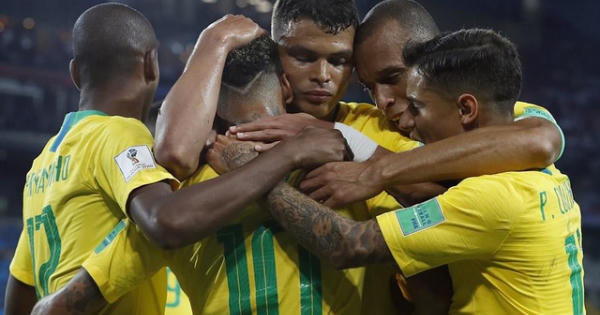 Brazil rơi vào nhánh đấu cực khó ở World Cup 2018