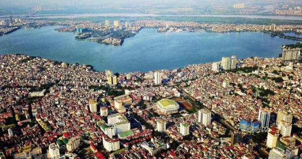 Hà Nội nỗ lực giảm thiểu ô nhiễm môi trường nước hồ Tây