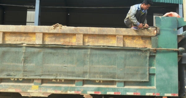 Xe quá khổ vẫn được trung tâm đăng kiểm 2913D, 2914D đánh giá đạt