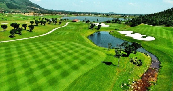 Mở lại sân golf ở Vĩnh Phúc, phục vụ không quá 50% công suất Mở lại sân golf ở Vĩnh Phúc, phục vụ không quá 50% công suất