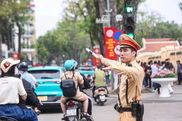 Hà Nội tạm cấm nhiều tuyến đường ngày 31/01