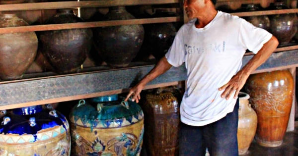 Từ chối giàu sang, liều mình chống nạn 'chảy máu' vật thiêng