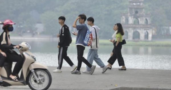 Người dân hờ hững việc phòng dịch trước "kẻ sát nhân Covid-19"