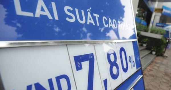 Vì sao các ngân hàng nhỏ thường huy động với lãi suất cao hơn ngân hàng lớn khoảng 0,5%?