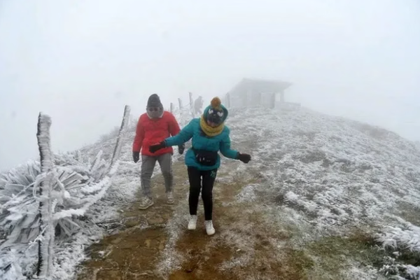 Miền Bắc sắp chuyển rét đậm đi kèm cảnh báo băng giá xuất hiện