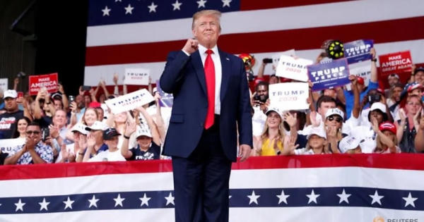 Cứng rắn với Trung Quốc, Trump “đánh cược” trong cuộc đua Tổng thống 2020?