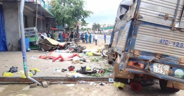 Xử lý vi phạm hành lang an toàn giao thông: Vẫn là chuyện “bắt cóc bỏ đĩa”?