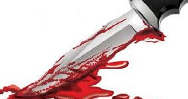 Dùng dao đâm bạn gái rồi tự sát do mâu thuẫn tình cảm