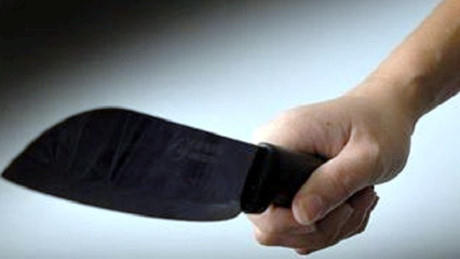 Quảng Ninh: Nhậu say, về đâm vợ con