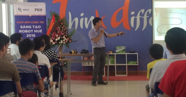 Phát động cuộc thi Sáng tạo robot Huế 2018 cho học sinh, sinh viên