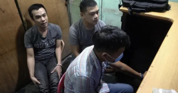 Đánh bạc hàng tỷ đồng tại quán cà phê