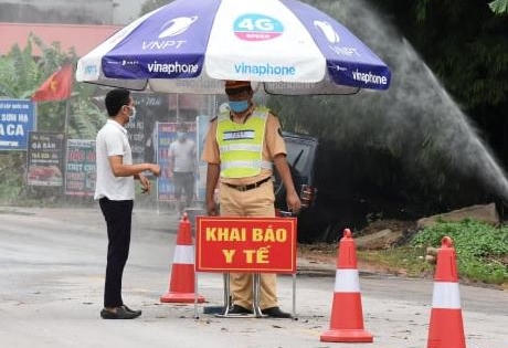CSGT Bắc Giang chung tay phòng chống dịch bệnh Covid-19 CSGT Bắc Giang chung tay phòng chống dịch bệnh Covid-19