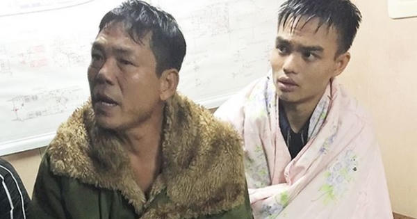 Cứu thành công ba thuyền viên bị sóng đánh chìm trên biển