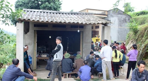 Hà Giang: Kẻ ra tay vung dao điên cuồng chém vợ tử vong đã ra đầu thú