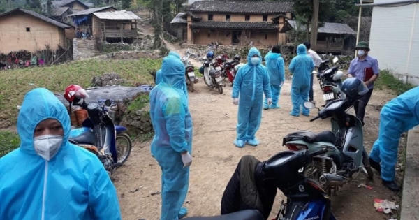 Vận động 1 bệnh nhân nghi ngờ nhiễm Covid-19 quay lại khu cách ly sau khi bỏ trốn Vận động 1 bệnh nhân nghi ngờ nhiễm Covid-19 quay lại khu cách ly sau khi bỏ trốn