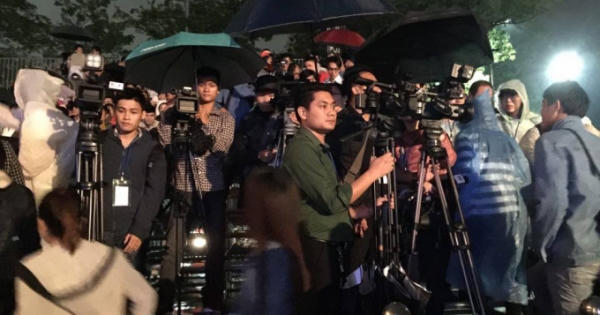 Khai mạc Festival nghề truyền thống Huế: Khu vực dành cho báo chí tác nghiệp không hợp lý