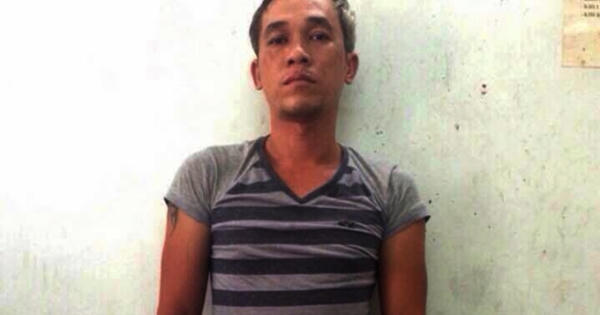 Đã bắt được tên cướp vào tận nhà giật iPad của bé gái Đã bắt được tên cướp vào tận nhà giật iPad của bé gái