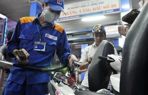 Chiều nay 26/11, Giá xăng dầu đồng loạt tăng mạnh