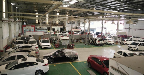 Ô tô Kia giảm tới 80 triệu - chiêu xả hàng tồn cuối năm ?