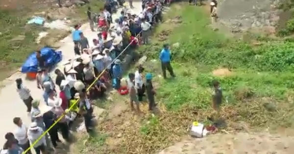 Hà Nội: Nam thanh niên chết bất thường cạnh Đại lộ Thăng Long