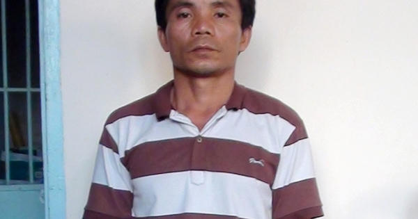 Bố giở trò đồi bại rồi lấy chuyện bệnh tật của mẹ 'bịt mồm' con gái