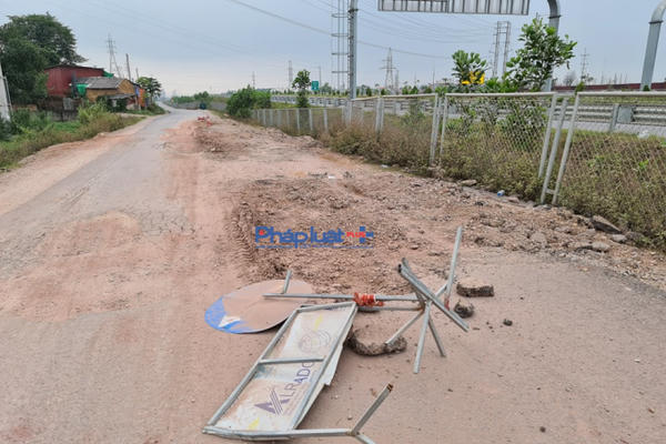 Đường gom cao tốc Bắc Giang - Lạng Sơn xuống cấp: Người dân vẫn "thất kinh" khi đi qua