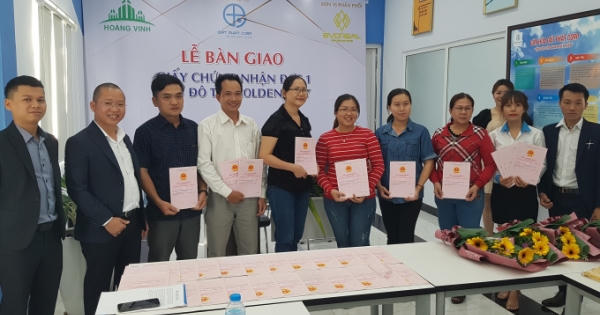 Bàn giao sổ hồng đúng cam kết, yếu tố quyết định của nhà đầu tư