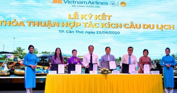 Vietnam Airlines chính thức đưa vào khai thác đường bay Cần Thơ - Đà Lạt Vietnam Airlines chính thức đưa vào khai thác đường bay Cần Thơ - Đà Lạt