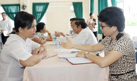 Trợ giúp pháp luật cho nạn nhân bạo lực gia đình: Mong 'con đường' dễ đi