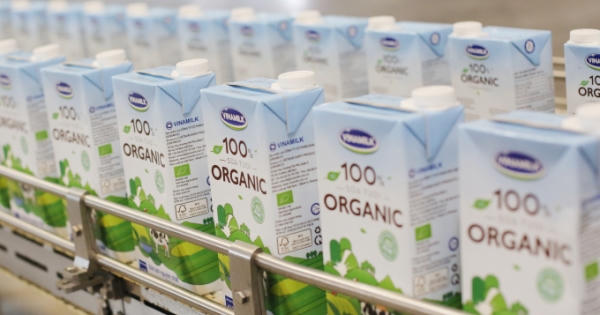Tin kinh tế 7AM: Vinamilk bác tin đồn sai sự thật; Thu phí đỗ xe không đủ kinh phí hoạt động, tiền đi đâu?