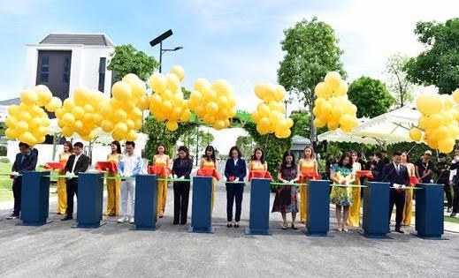 Khai trương biệt thự mẫu, phố Âu và ra mắt phân khu Phoenix South tại đô thị sinh thái thông minh Aqua City