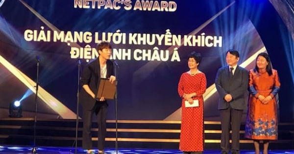 Nhà biên kịch Nguyễn Thị Hồng Ngát kể chuyện làm phim về Bác