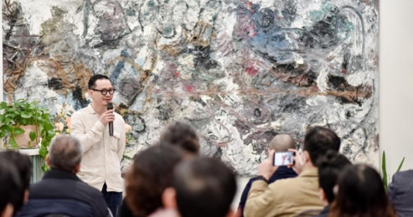 Không gian nghệ thuật kỳ thú của hoạ sĩ Tạ Huy Long tại Xưởng thứ Bảy