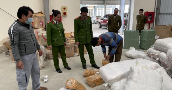 Bị phạt gần nửa tỷ đồng, chủ kho hàng còn phải tiêu hủy 6,9 tấn thịt sấy khô