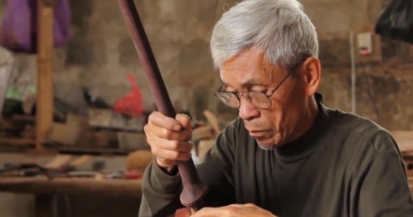 Người "thổi hồn" nhạc cụ dân tộc