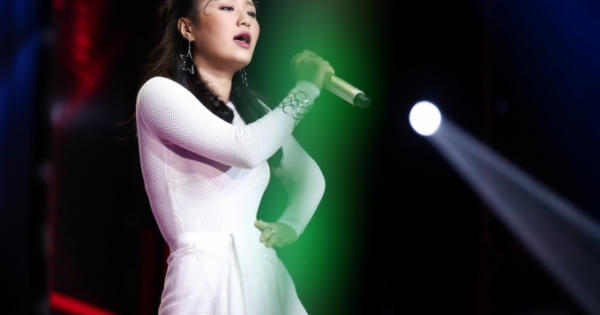 Giọng hát Việt 2017 tập 12: Han Sara lần đầu hát tiếng Anh làm bùng nổ sân khấu The Voice