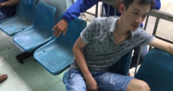 Tự giới thiệu là bác sĩ thẩm mỹ, lừa bé gái chụp hình nhạy cảm rồi cưỡng ép đòi quan hệ tình dục Tự giới thiệu là bác sĩ thẩm mỹ, lừa bé gái chụp hình nhạy cảm rồi cưỡng ép đòi quan hệ tình dục