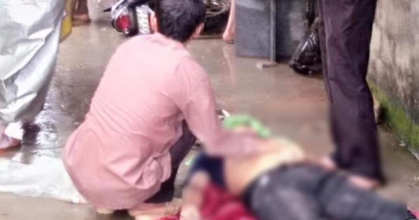 Chồng tử vong tại chỗ, vợ nguy kịch sau vụ va chạm với xe khách