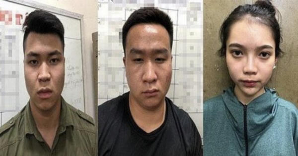 Kề dao vào cổ, ép bạn cùng phòng viết giấy vay nợ