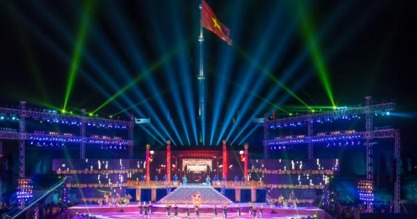 Festival Huế 2018: Đêm khai mạc ấn tượng, hoành tráng